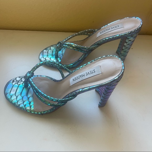 Steve Madden Unreal Mermaid Green Heels - Picture 4 of 8